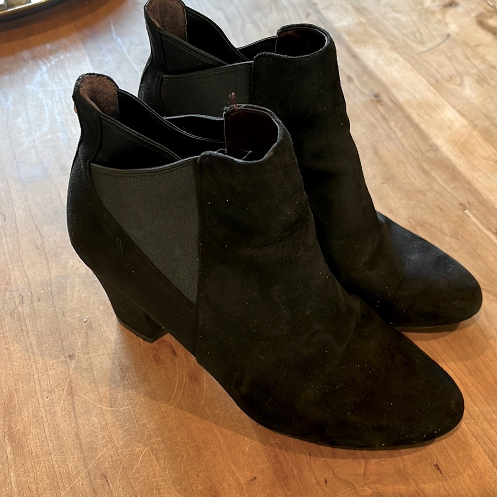 Black BCBG suede booties